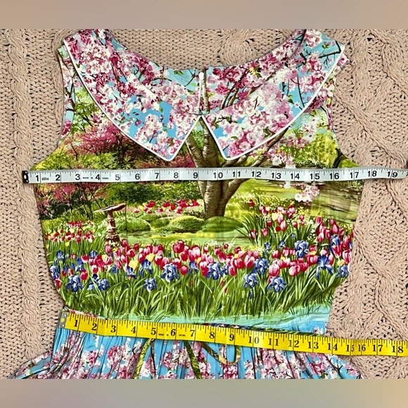 SOLD | ModCloth X Bernie Dexter Scene and Believed Dress - Medium Spring Floral - Picture 5 of 9